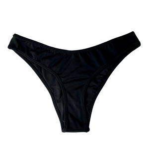 Classic Black | Sari