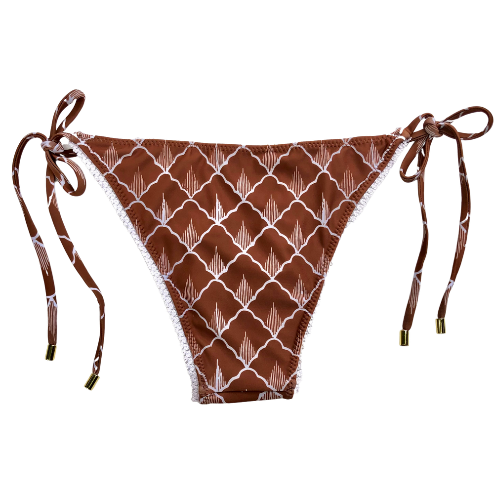 Sisik Naga Batik | Java Lace String Bottoms